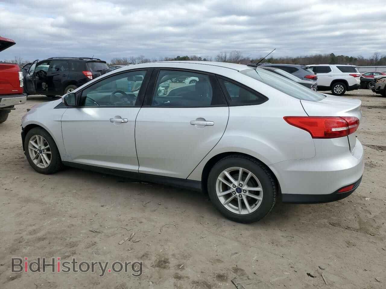 2015 FORD FOCUS - VIN: 1FADP3F2XFL215700 - Фото 2