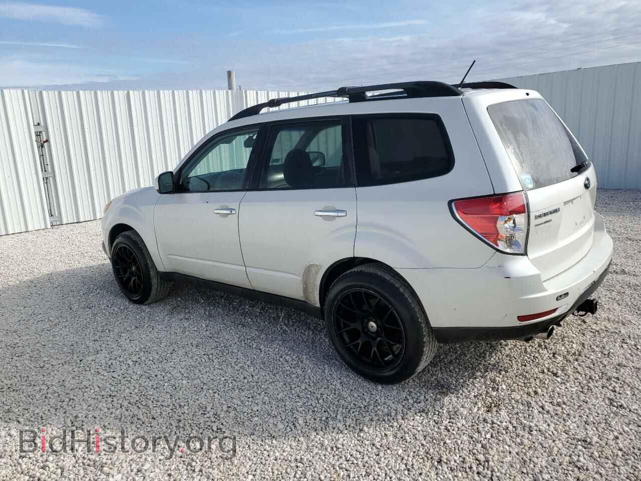 2011 SUBARU FORESTER - VIN: JF2SHADC7BH726648 - Фото 2