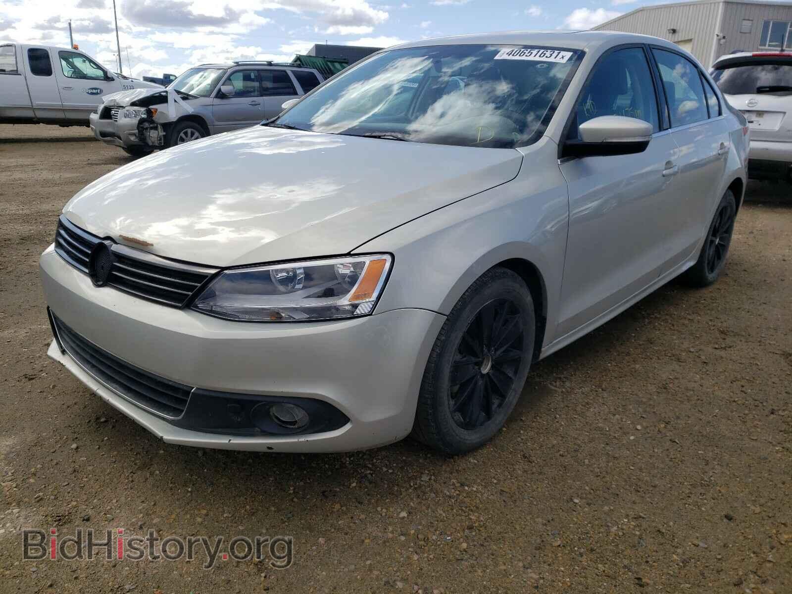 2011 VOLKSWAGEN JETTA - VIN: 3VWLX7AJ9BM040728 - Фото 2
