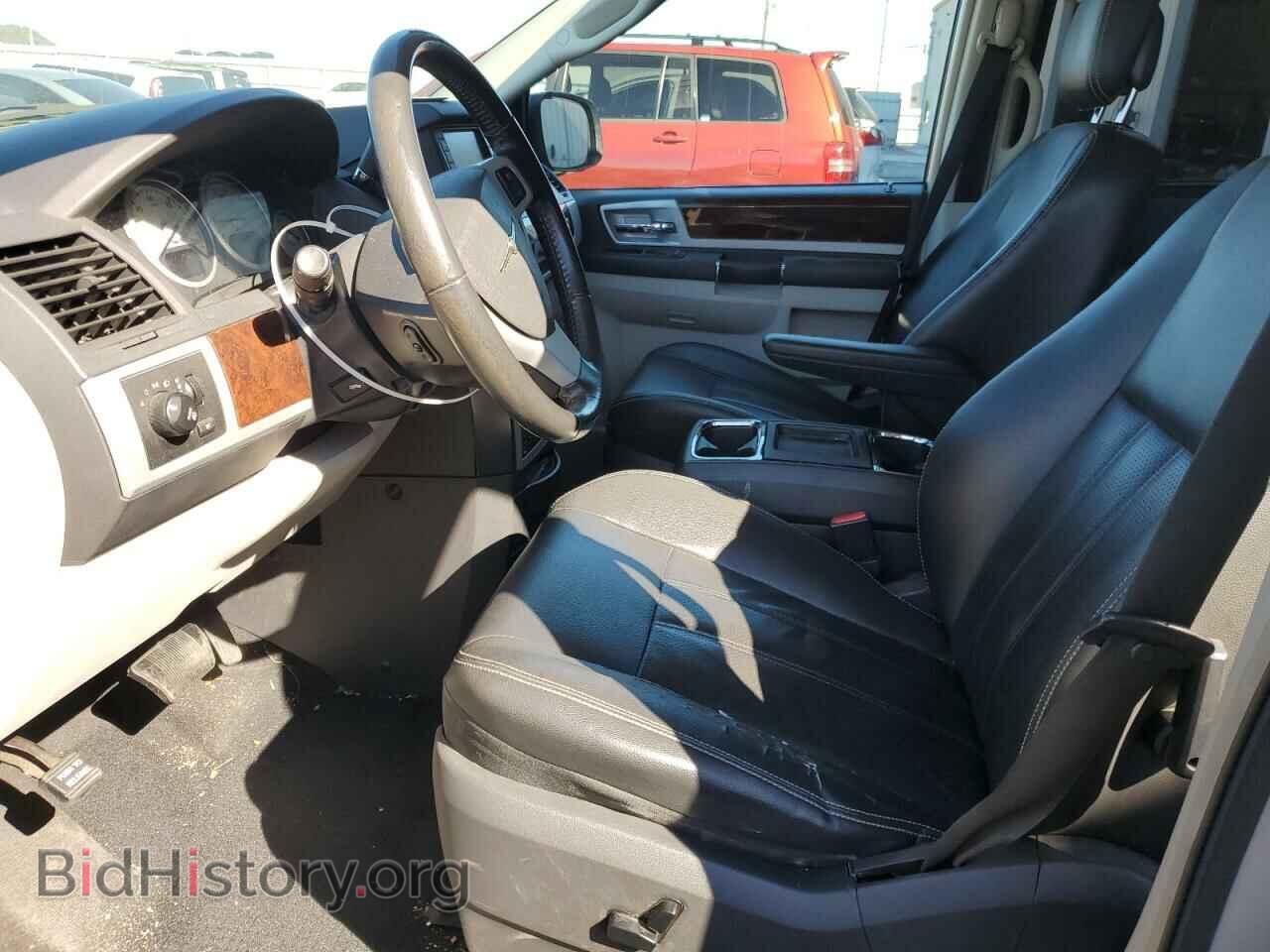 2010 CHRYSLER MINIVAN - VIN: 2A4RR8DX6AR357316 - Фото 7