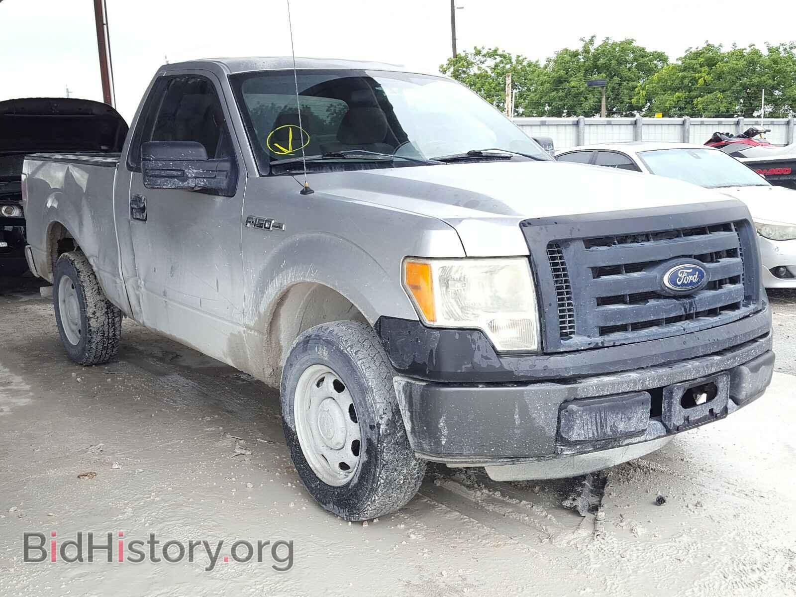 Фотография 1FTMF1CF4BFC21137 - FORD F150 2011