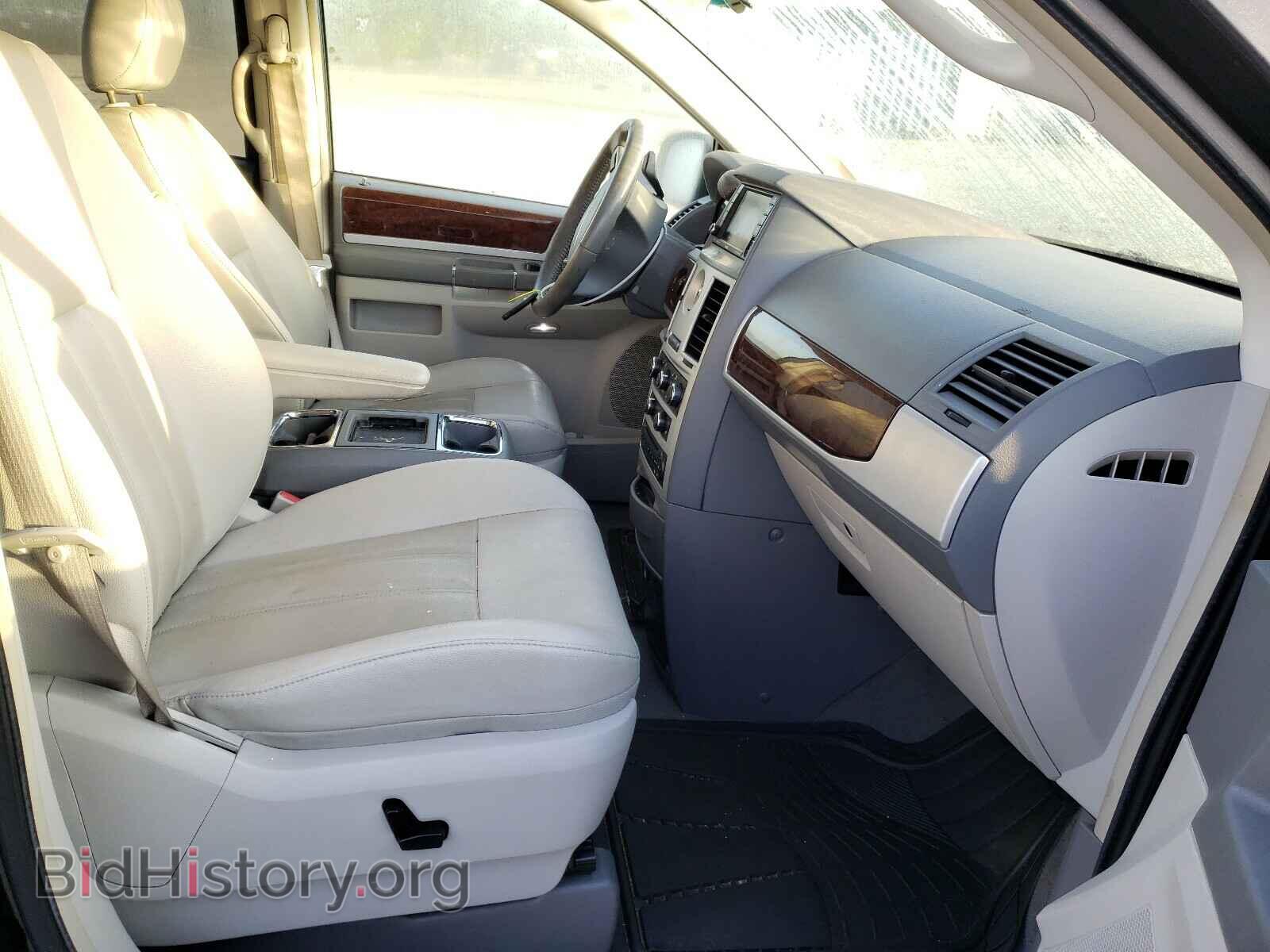 2010 CHRYSLER MINIVAN - VIN: 2A4RR5DX1AR124121 - Photo 5