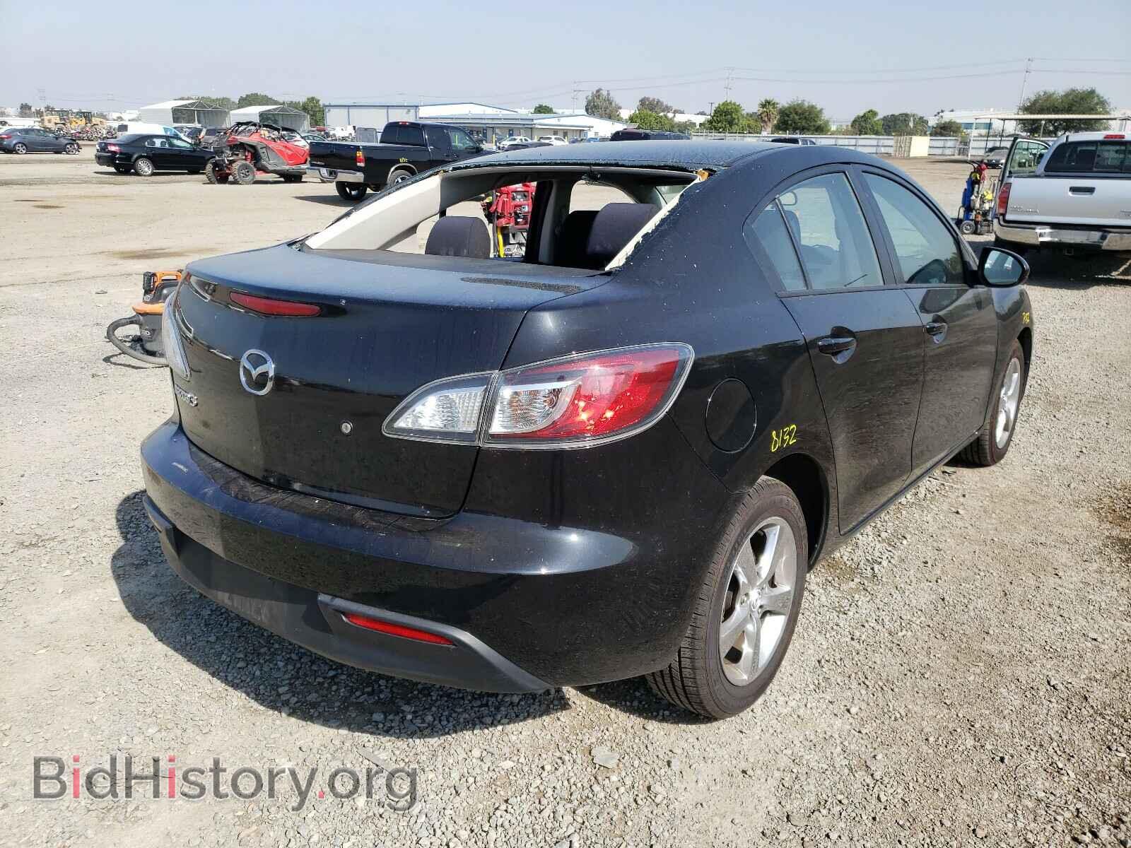 2011 MAZDA 3 - VIN: JM1BL1UF9B1423595 - Фото 4