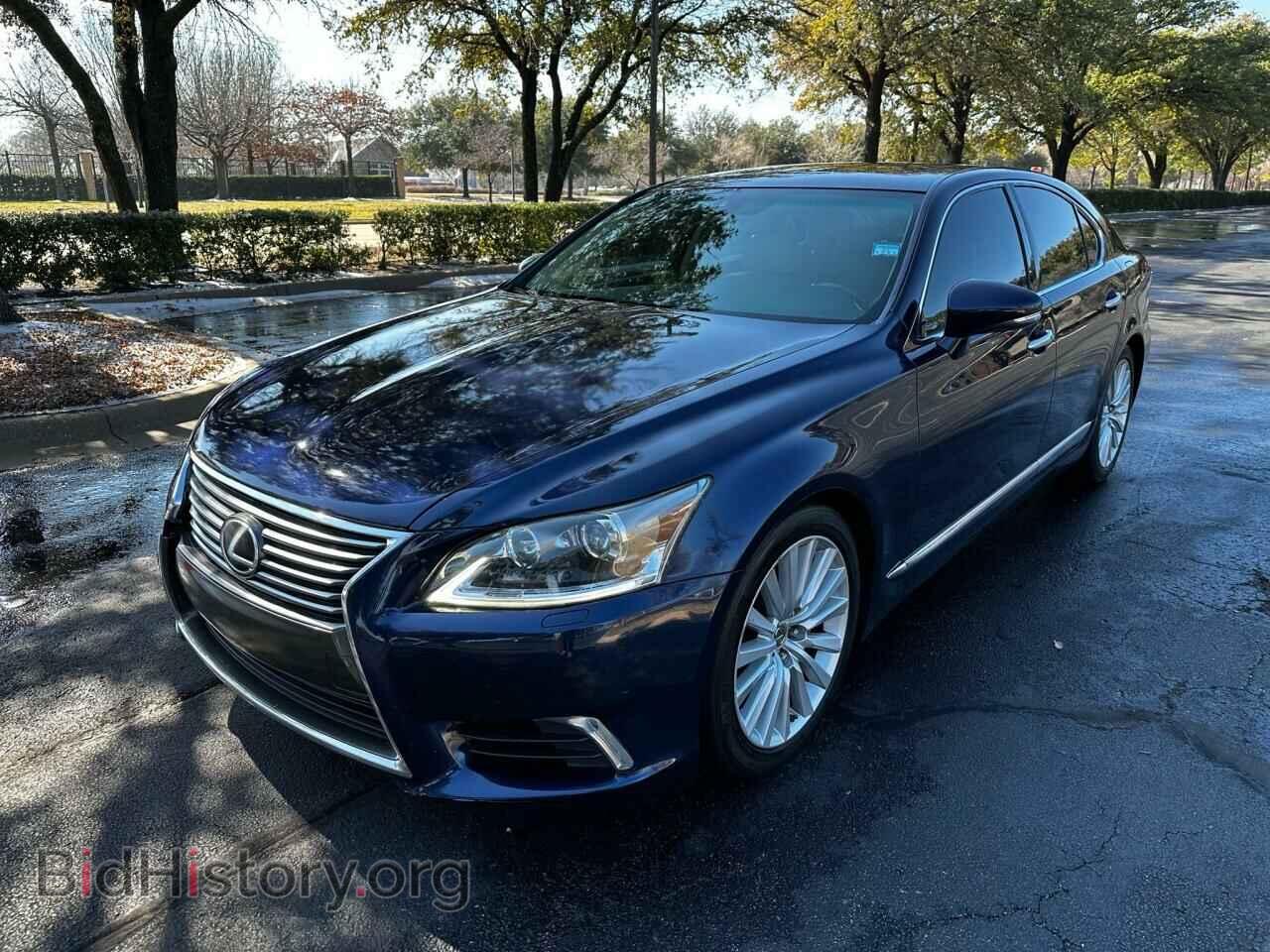 2013 LEXUS LS460 - VIN: JTHBL5EF6D5122105 - Photo 2