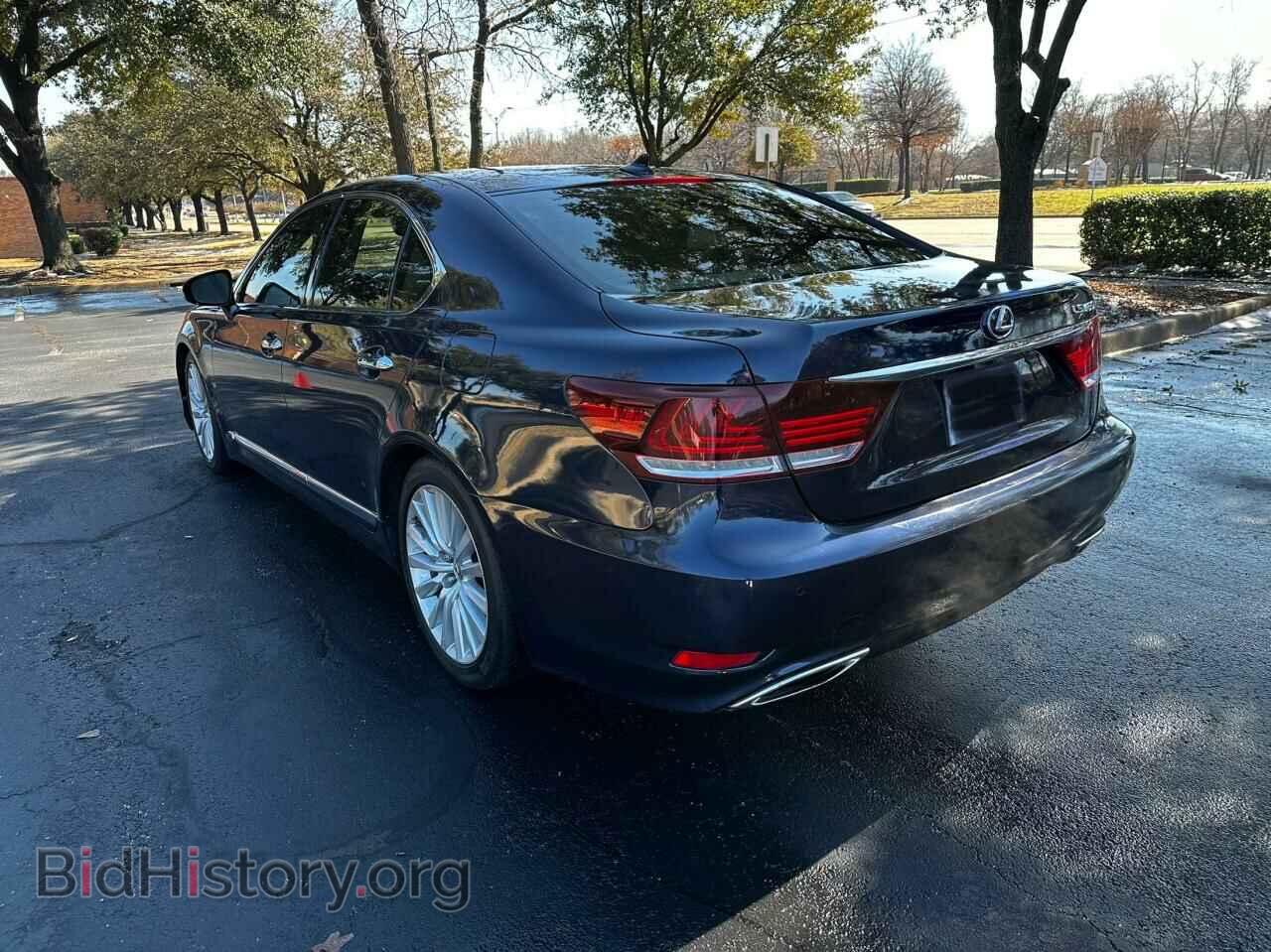 2013 LEXUS LS460 - VIN: JTHBL5EF6D5122105 - Photo 3