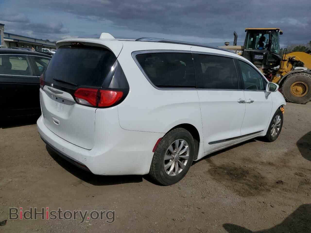 2019 CHRYSLER PACIFICA - VIN: 2C4RC1BG9KR625925 - Photo 3
