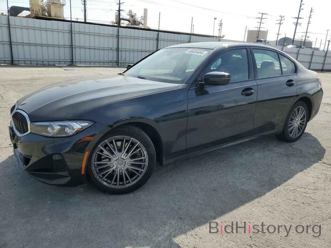 Photo 3MW69FF03P8C81332 - BMW 3 SERIES 2023