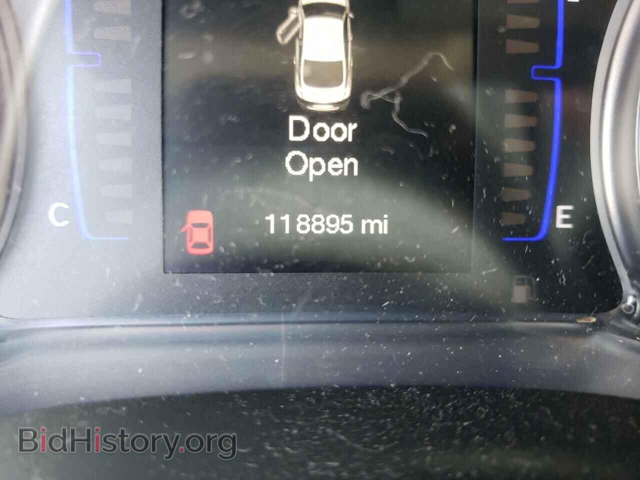 2015 CHRYSLER 200 - VIN: 1C3CCCAB1FN744244 - Фото 8