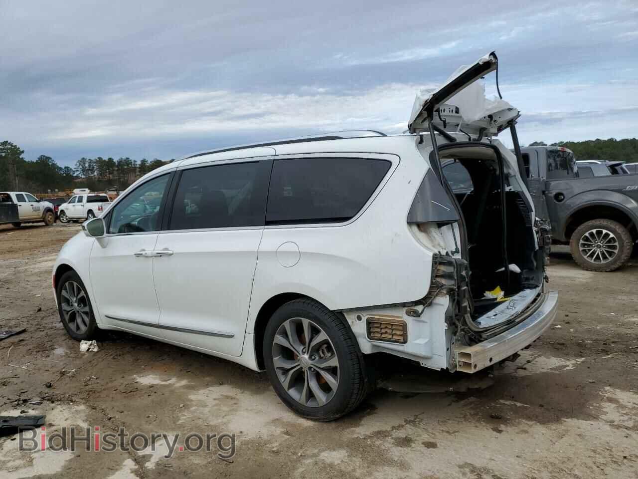 2017 CHRYSLER PACIFICA - VIN: 2C4RC1GG5HR634042 - Photo 2