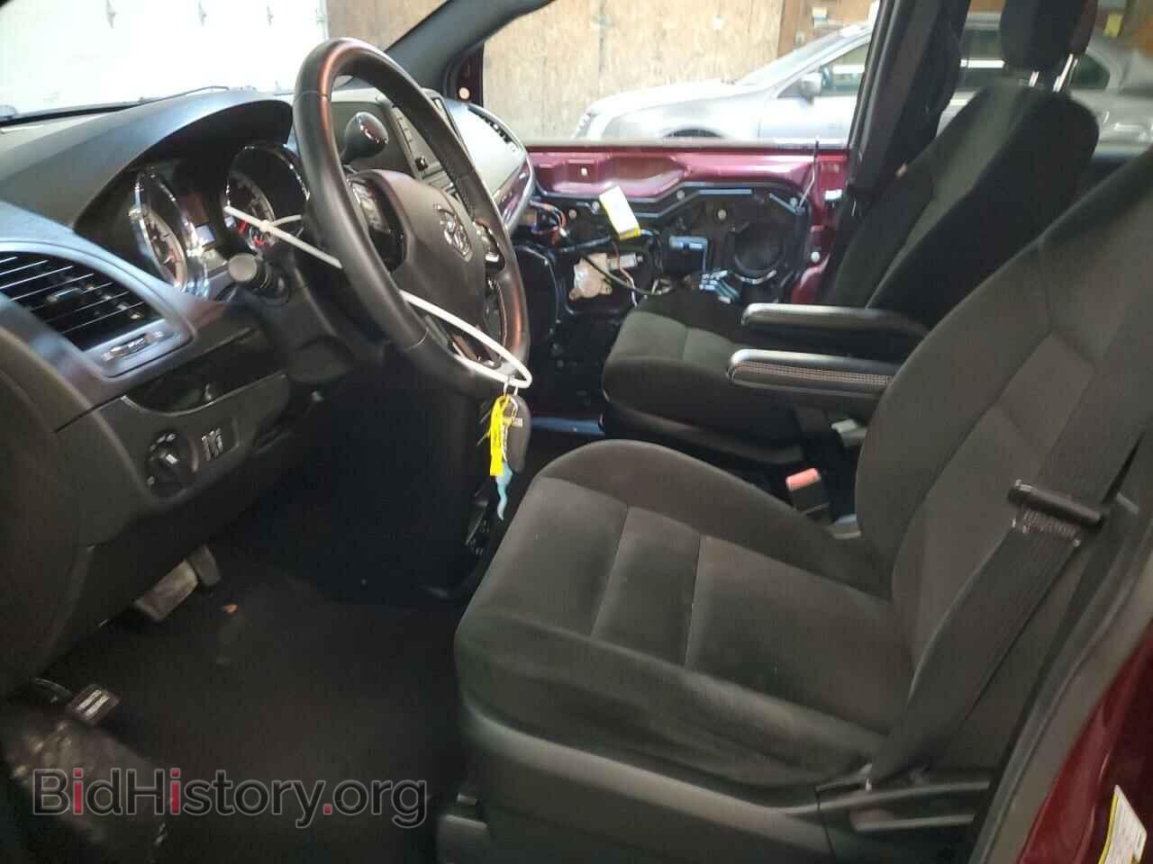 2017 DODGE CARAVAN - VIN: 2C4RDGBG1HR568225 - Фото 7