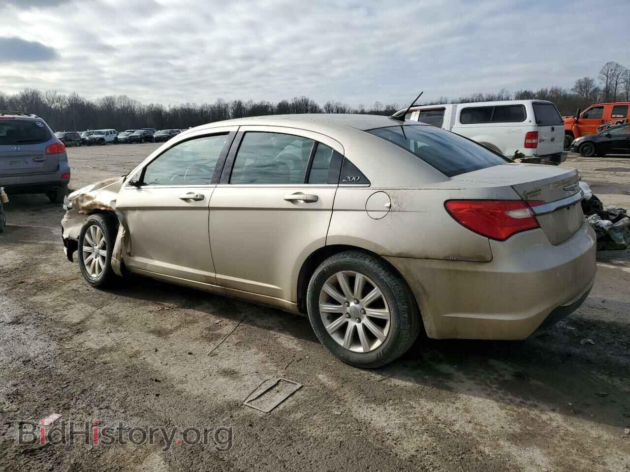 2013 CHRYSLER 200 - VIN: 1C3CCBBB7DN696013 - Фото 2