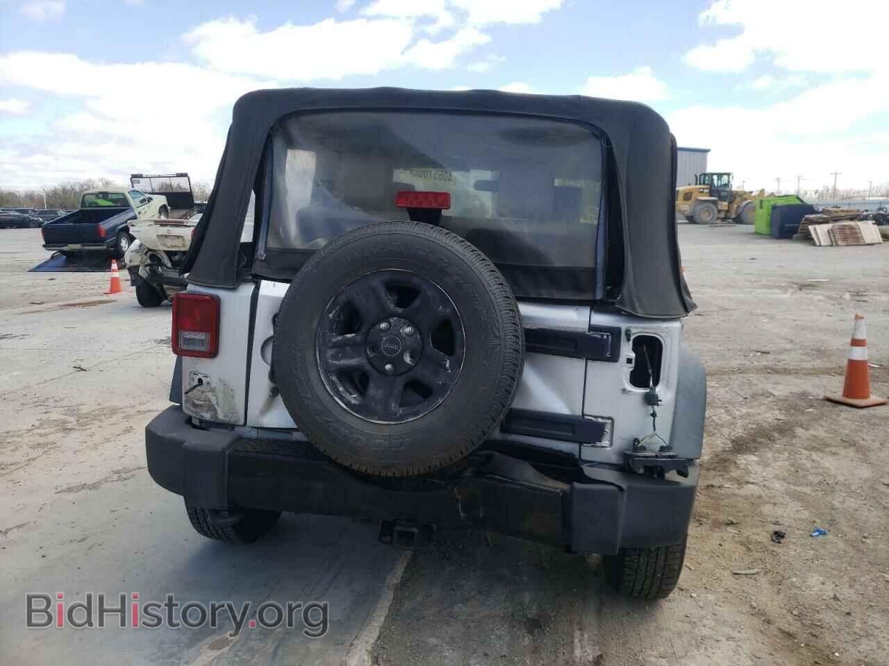 2010 JEEP WRANGLER - VIN: 1J4AA2D10AL118964 - Фото 9