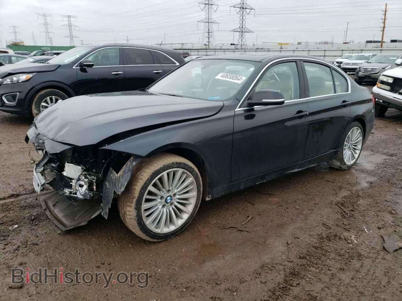Photo WBA3A5C59CF343788 - BMW 3 SERIES 2012
