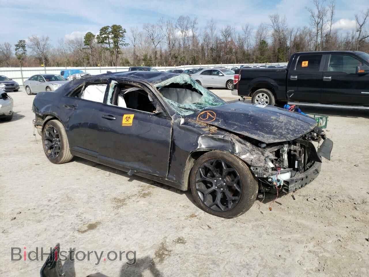 2019 CHRYSLER 300 - VIN: 2C3CCABG0KH697693 - Фото 4