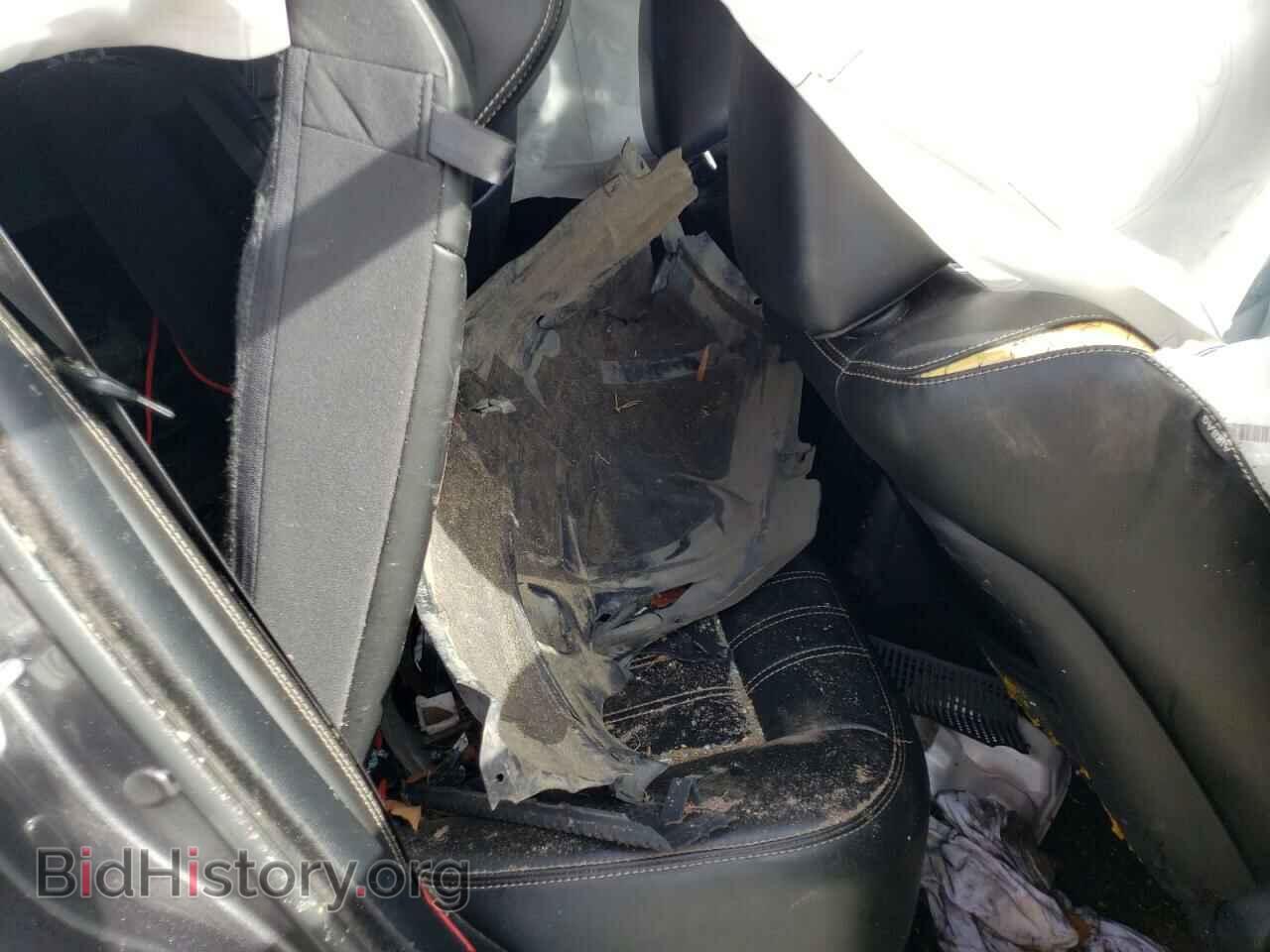 2019 CHRYSLER 300 - VIN: 2C3CCABG0KH697693 - Фото 10