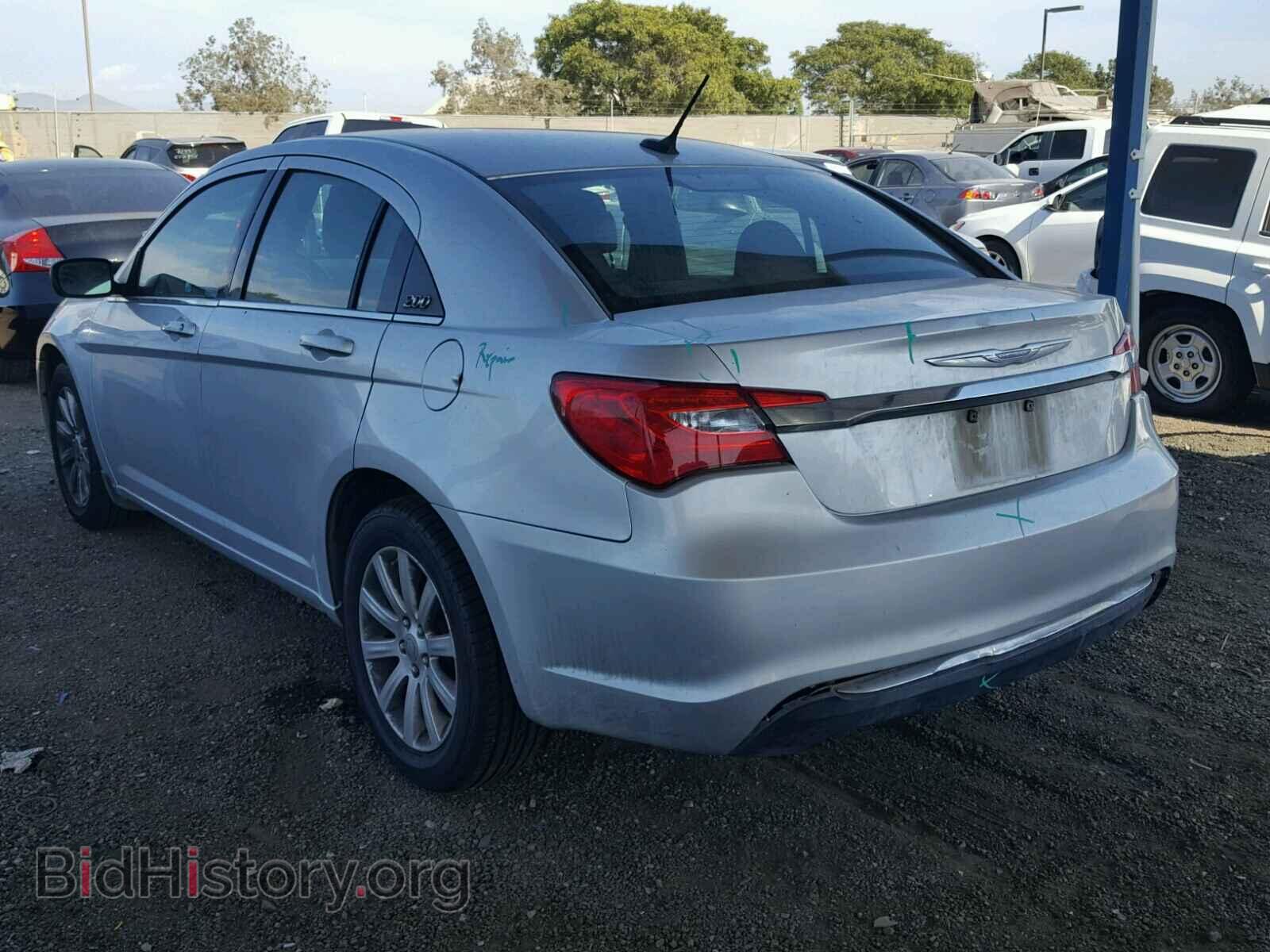 2011 CHRYSLER 200 - VIN: 1C3BC1FB7BN585796 - Фото 3