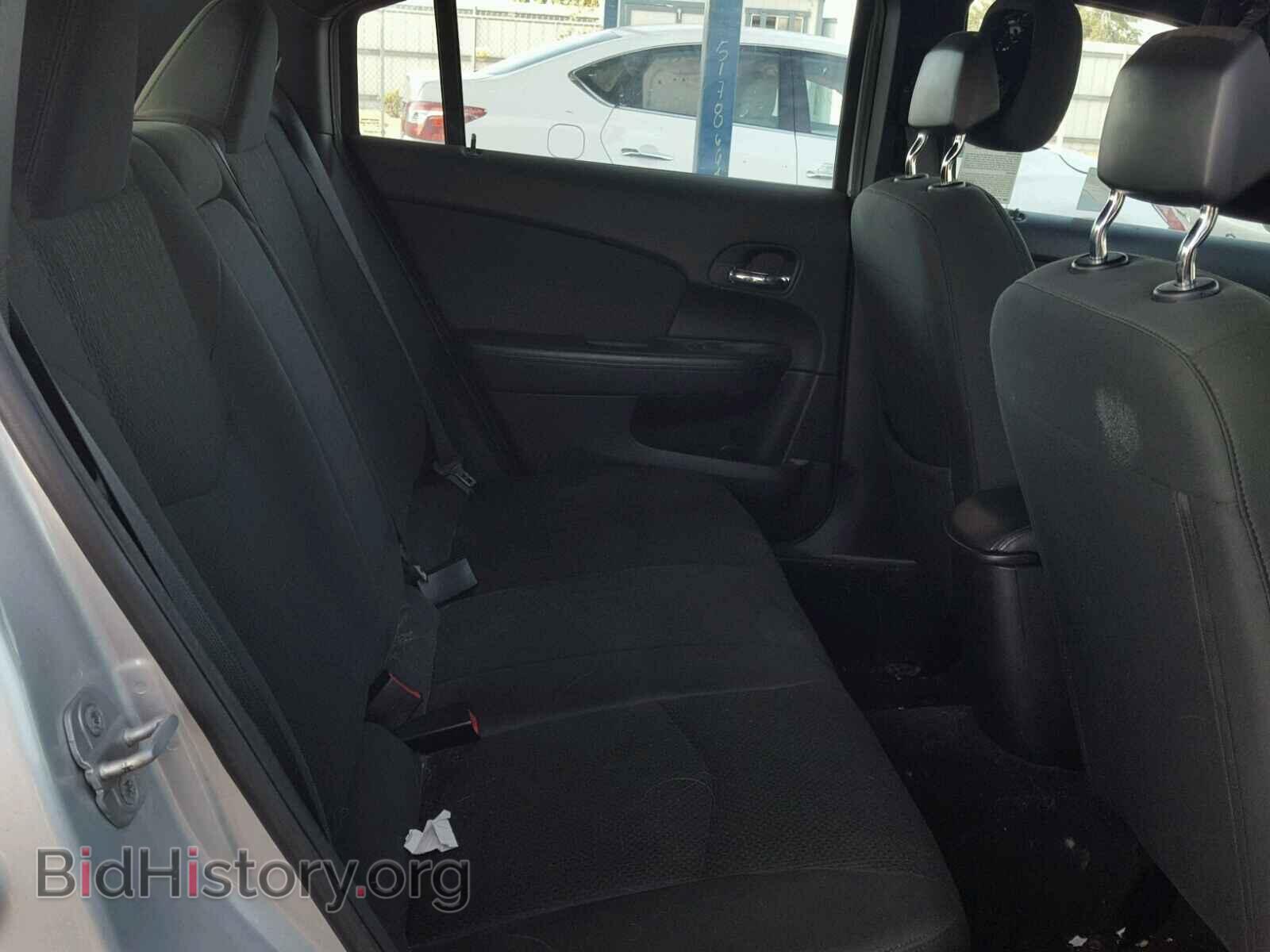 2011 CHRYSLER 200 - VIN: 1C3BC1FB7BN585796 - Фото 6