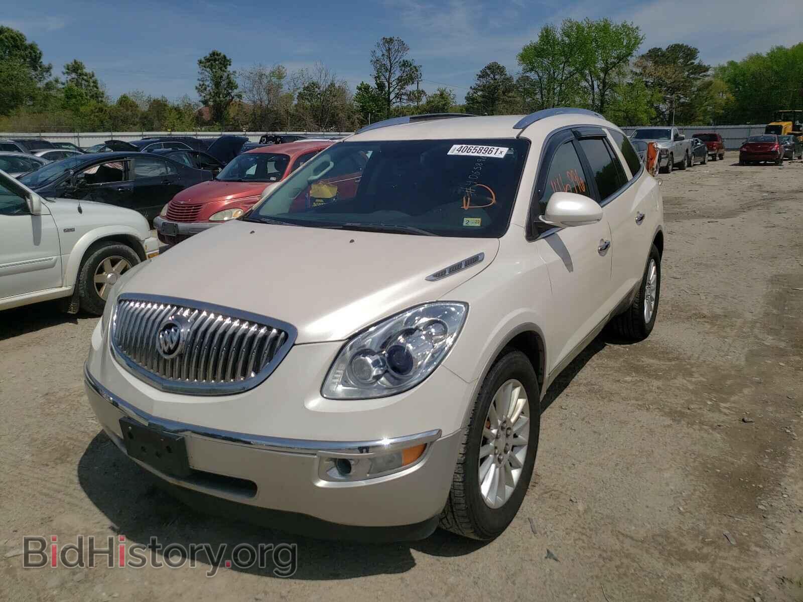 2011 BUICK ENCLAVE - VIN: 5GAKVBED7BJ263828 - Фото 2