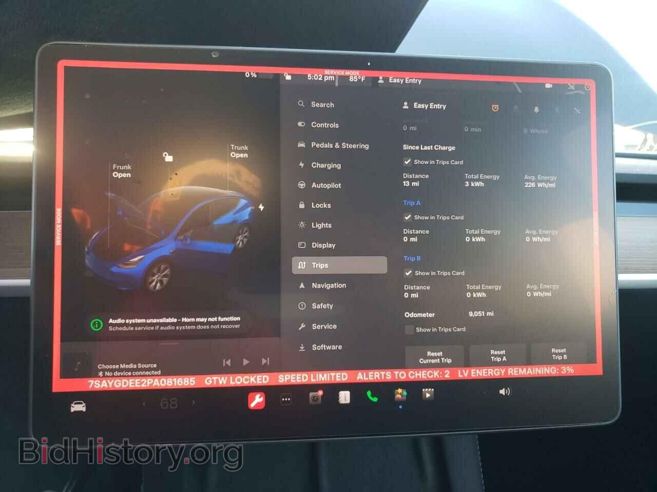 2023 TESLA MODEL Y - VIN: 7SAYGDEE2PA081685 - Фото 9