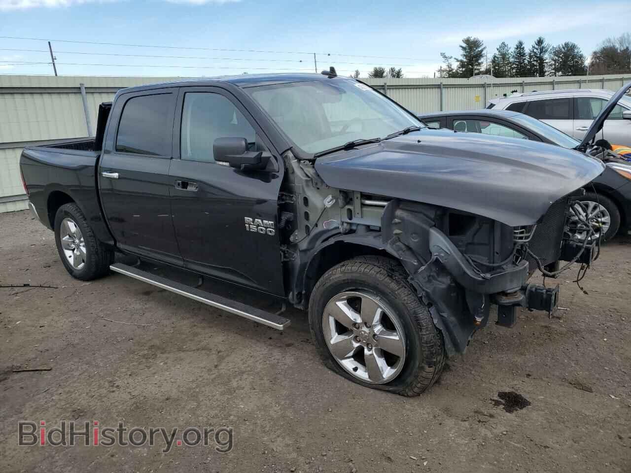 2017 RAM 1500 - VIN: 3C6RR7LT7HG642774 - Photo 4