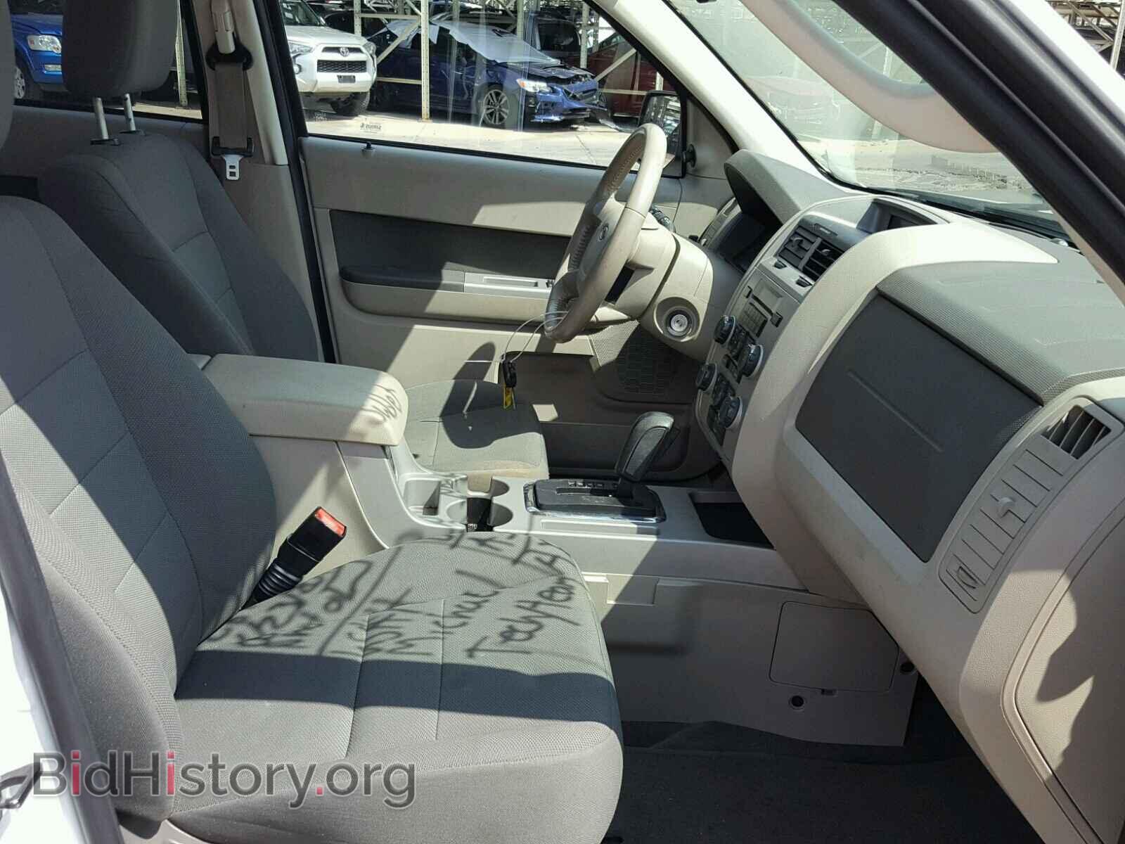2009 FORD ESCAPE - VIN: 1FMCU93769KC86366 - Фото 5