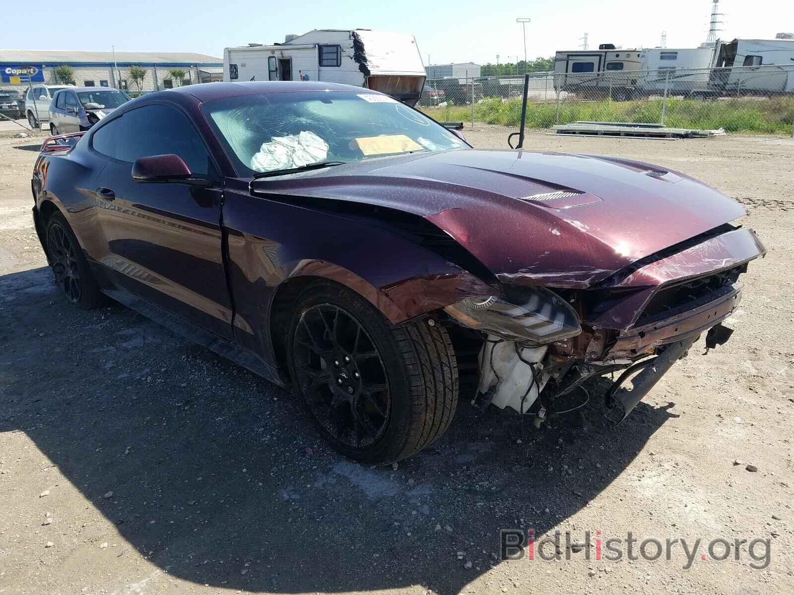 Photo 1FA6P8TH8J5106972 - FORD MUSTANG 2018
