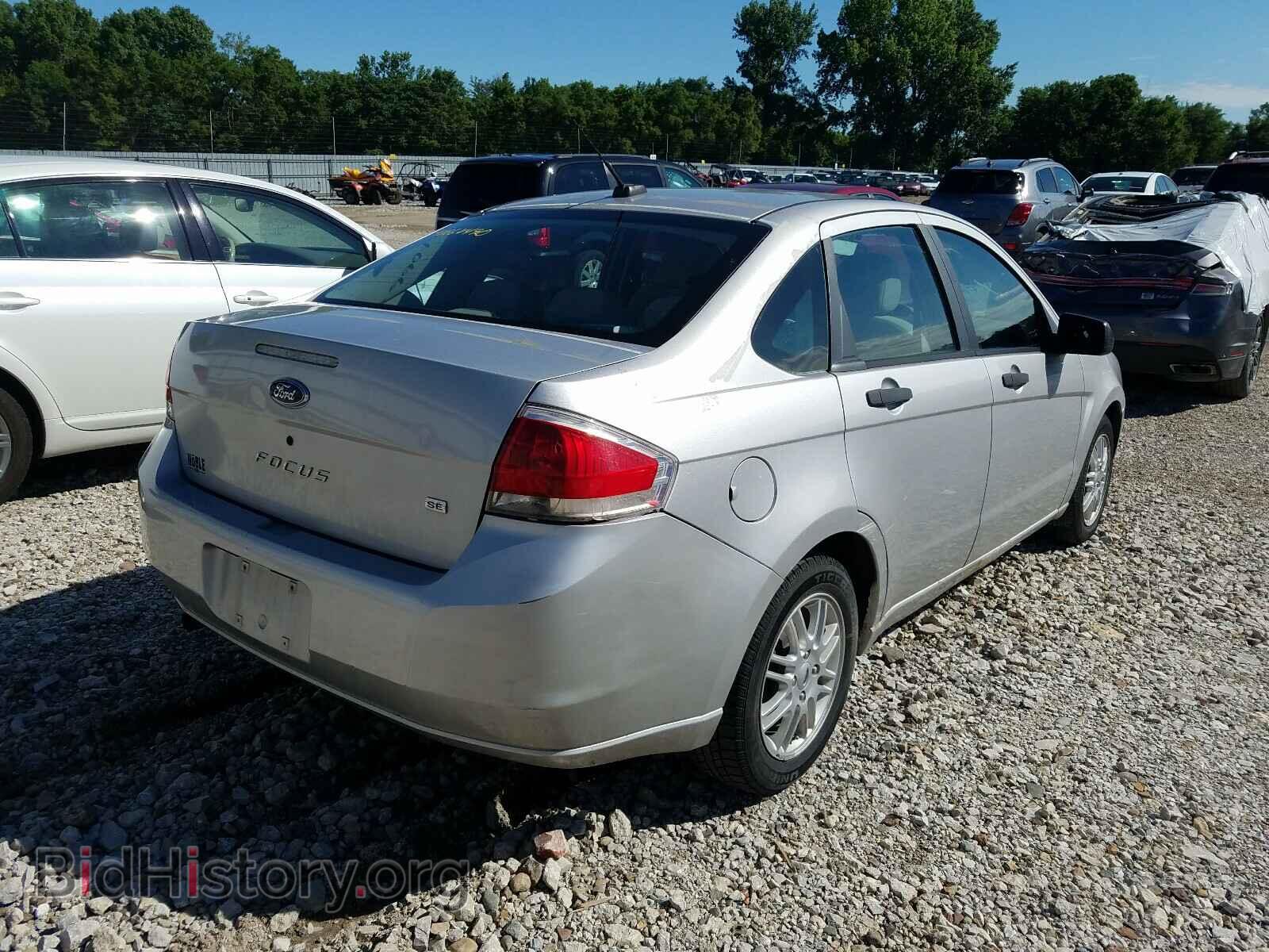 2009 FORD FOCUS - VIN: 1FAHP35N19W139980 - Фото 4