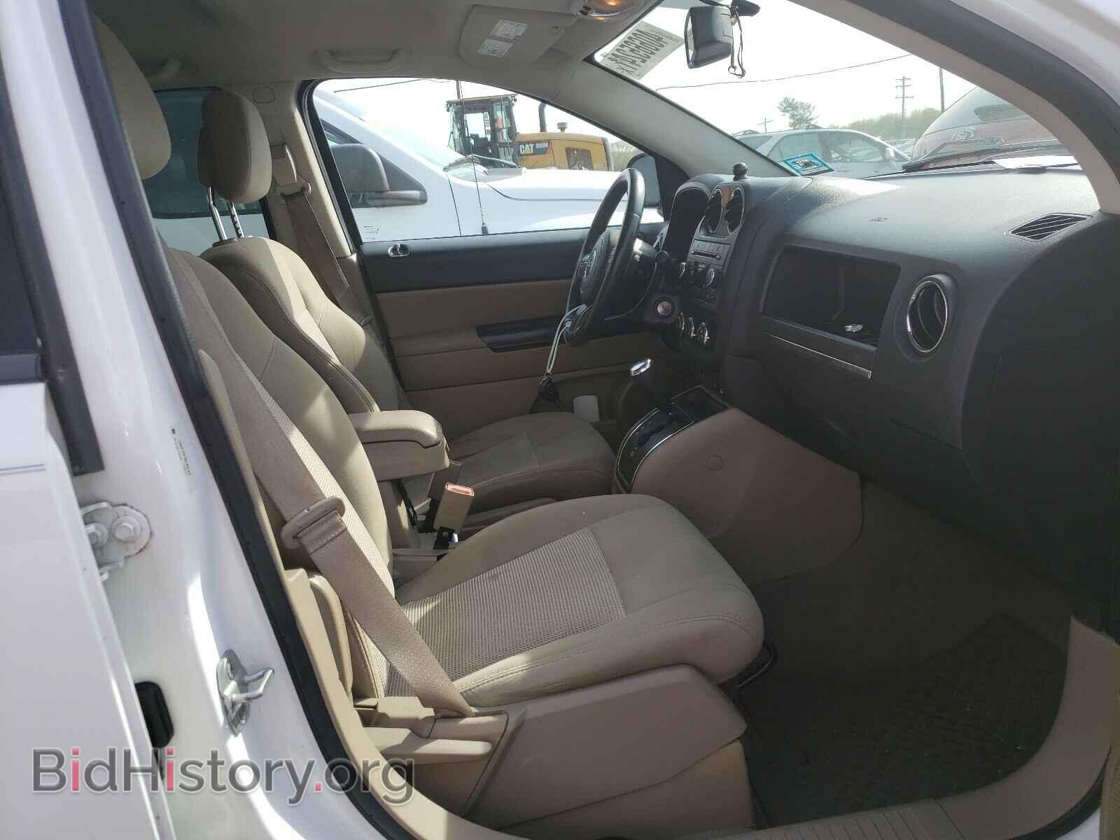 2011 JEEP COMPASS - VIN: 1J4NF1FB7BD259464 - Photo 5
