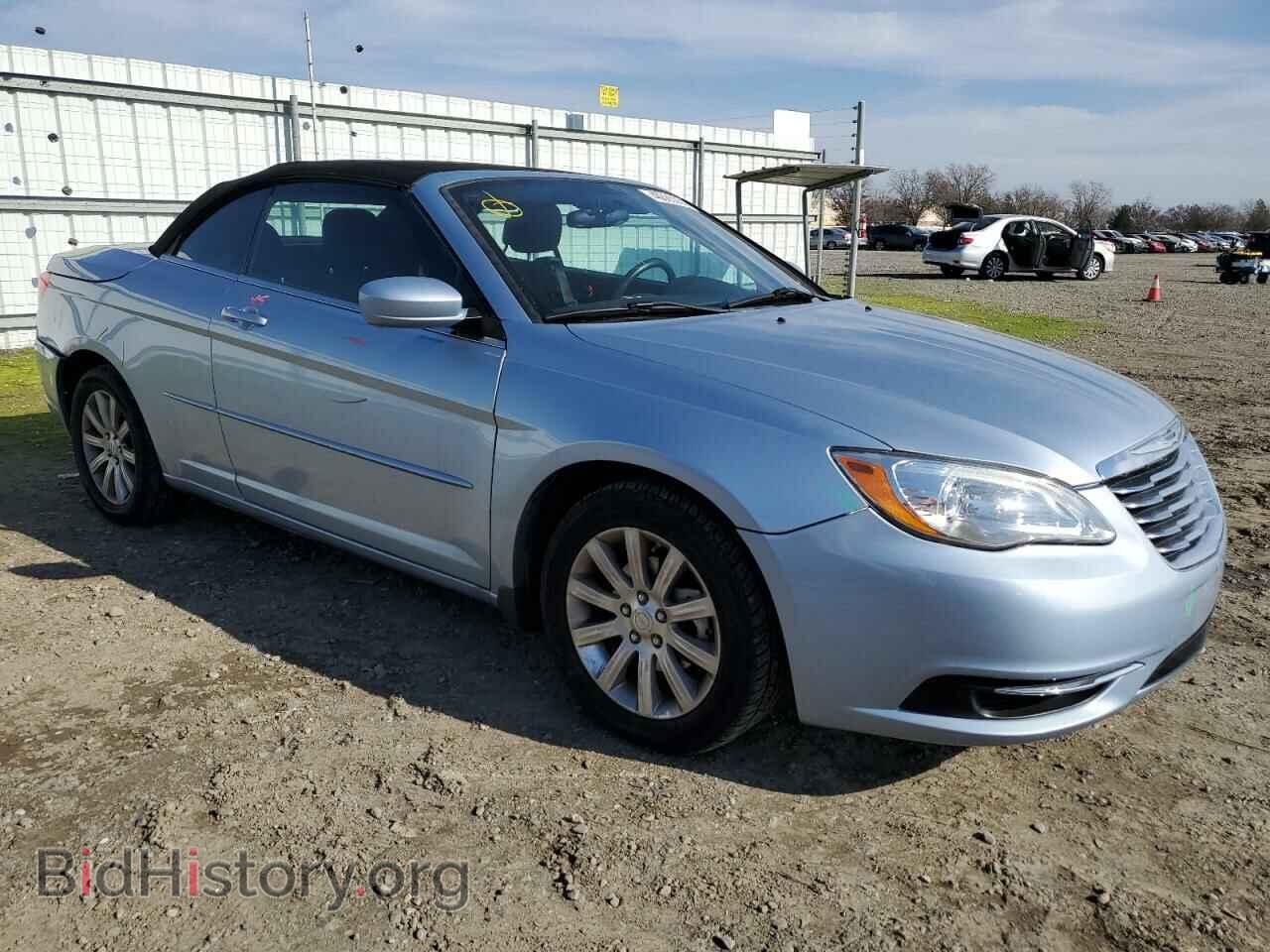 2012 CHRYSLER 200 - VIN: 1C3BCBEG1CN256306 - Фото 4
