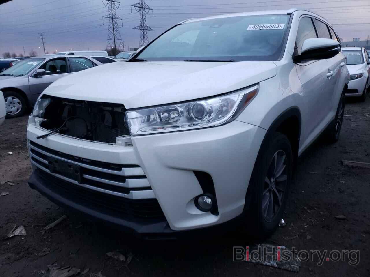 Фотография 5TDJZRFH0KS575744 - TOYOTA HIGHLANDER 2019