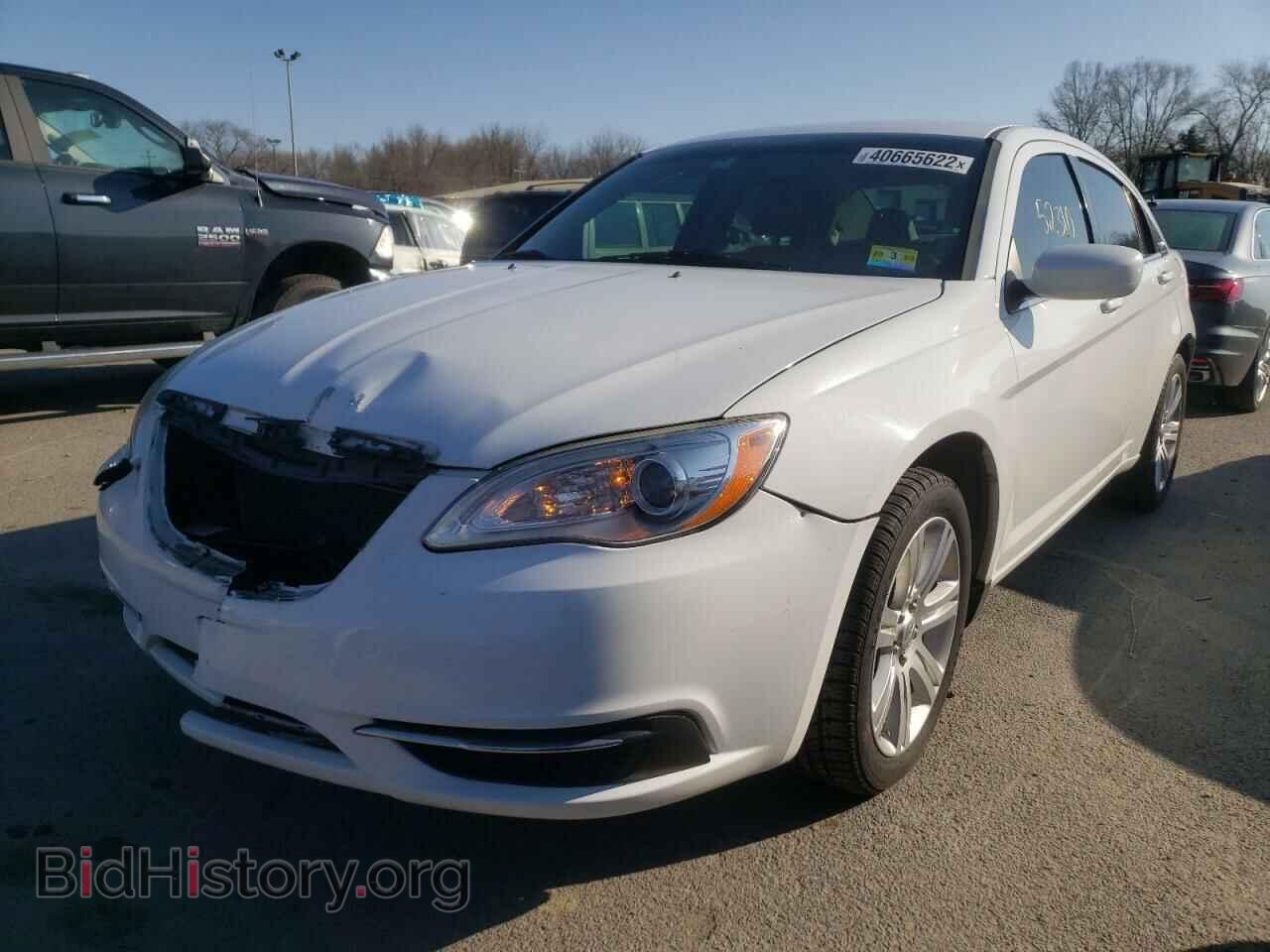 2013 CHRYSLER 200 - VIN: 1C3CCBBB7DN540148 - Photo 2