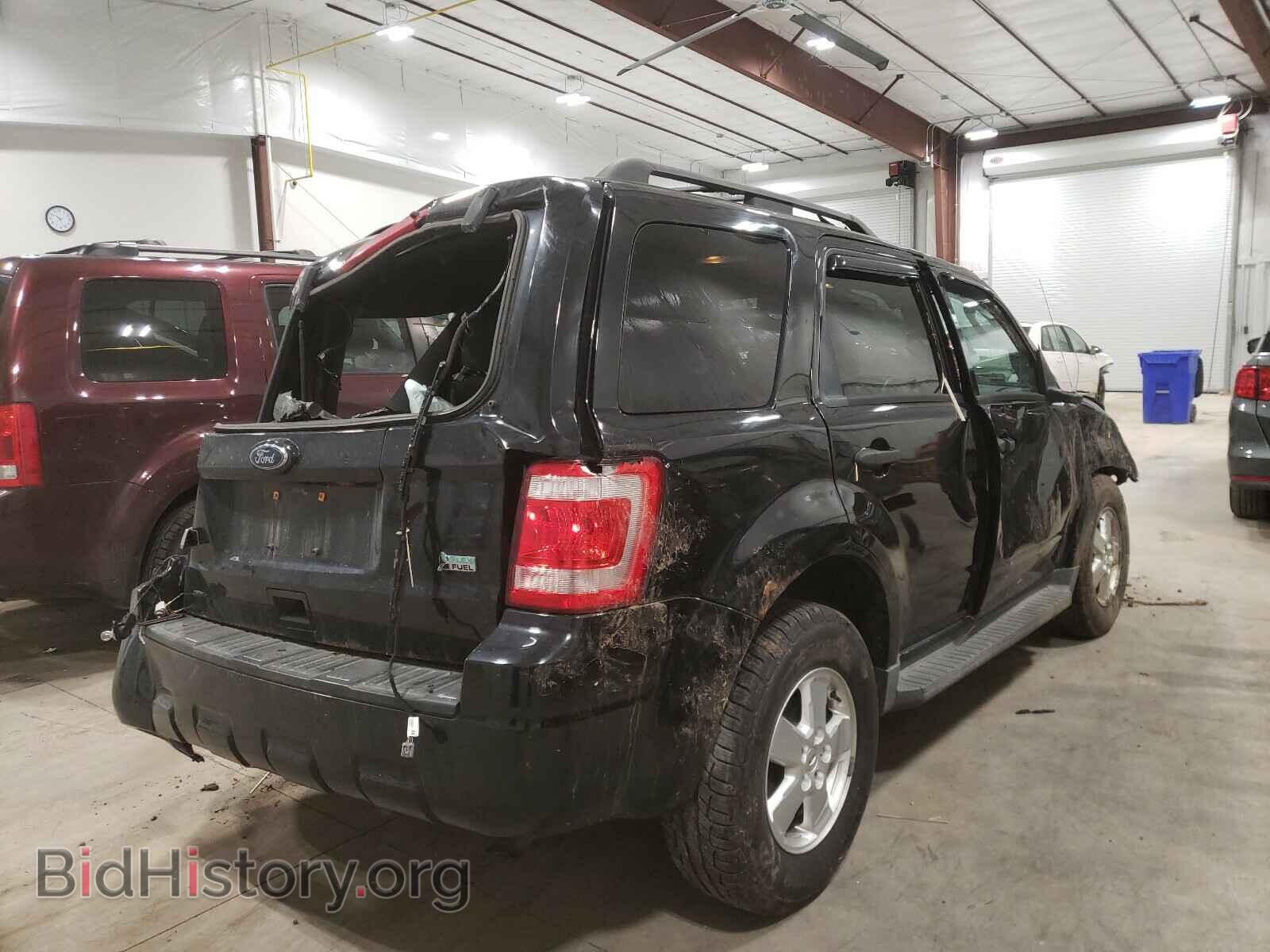 2011 FORD ESCAPE - VIN: 1FMCU9DG3BKA18914 - Фото 4
