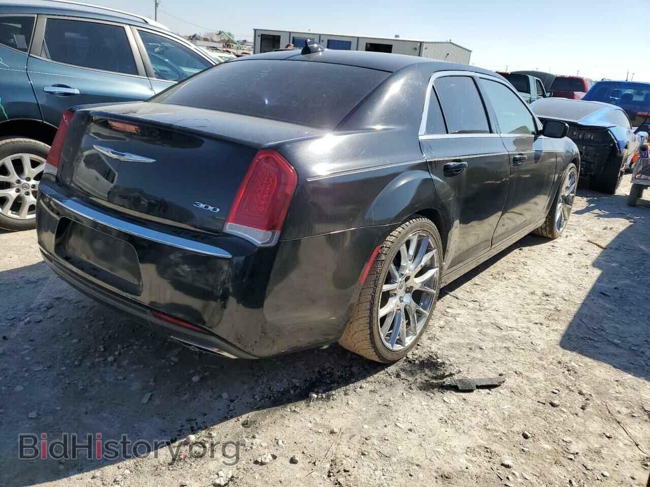 2016 CHRYSLER 300 - VIN: 2C3CCAAG1GH223776 - Фото 3