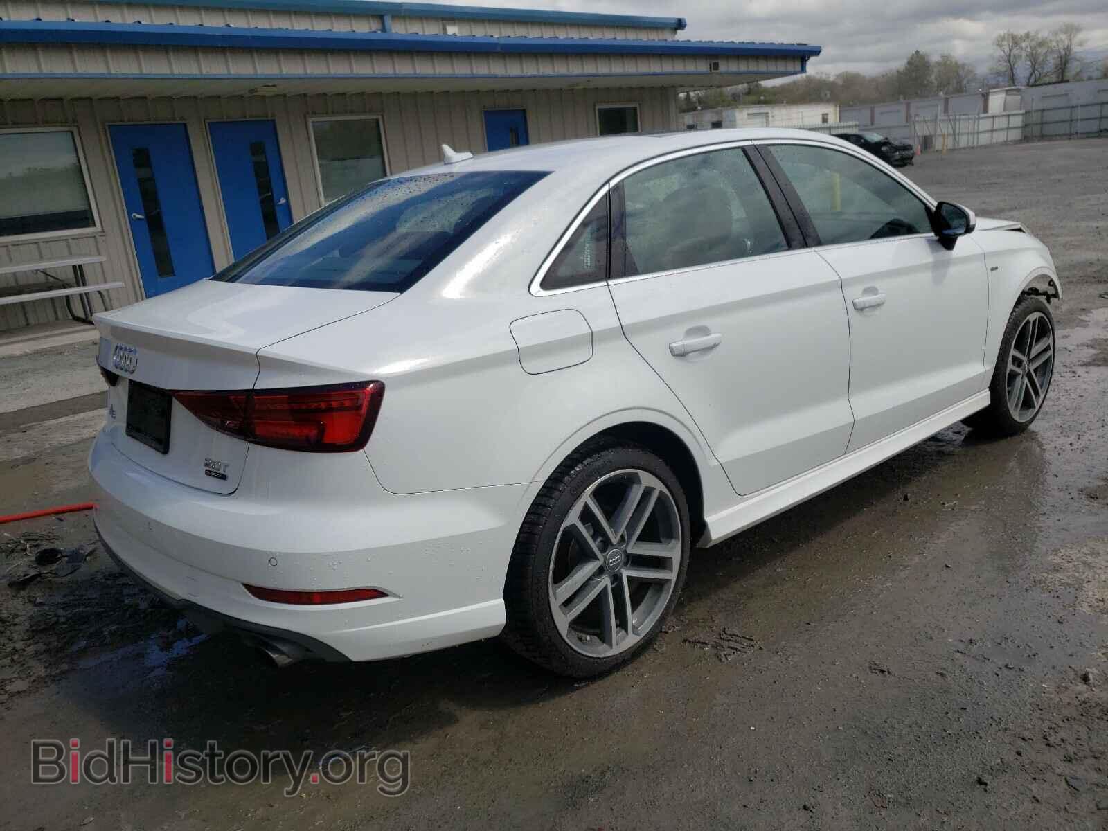 2017 AUDI A3 - VIN: WAUJ8GFF3H1040464 - Фото 4