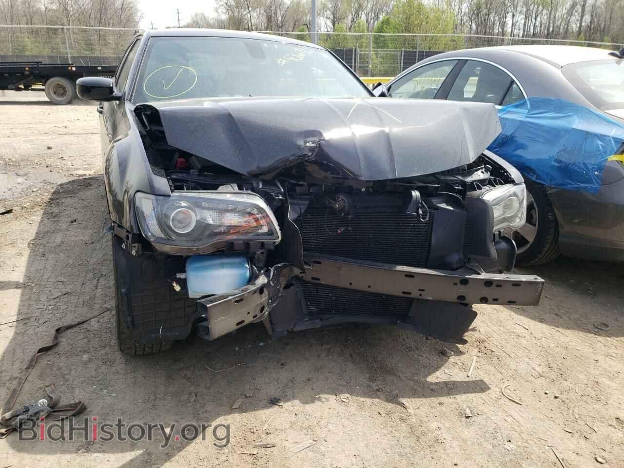 2019 CHRYSLER 300 - VIN: 2C3CCAGG4KH542606 - Фото 9