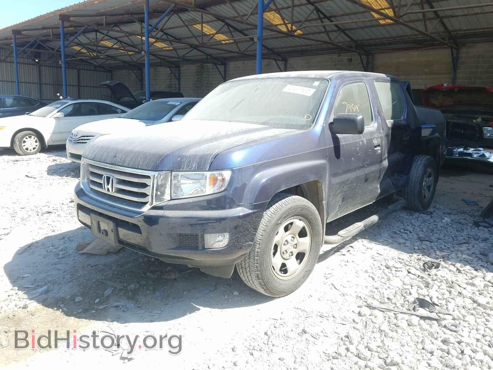 2013 HONDA RIDGELINE - VIN: 5FPYK1F25DB004944 - Фото 2