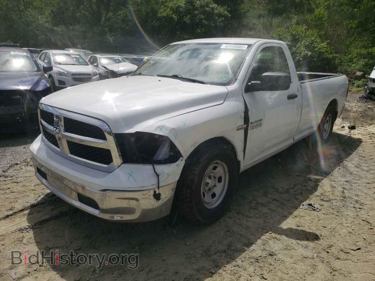 2017 RAM 1500 - VIN: 3C6JR6DT9HG675295 - Фото 2
