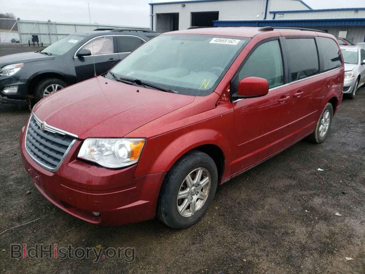 2008 CHRYSLER MINIVAN - VIN: 2A8HR54P48R694196 - Фото 2