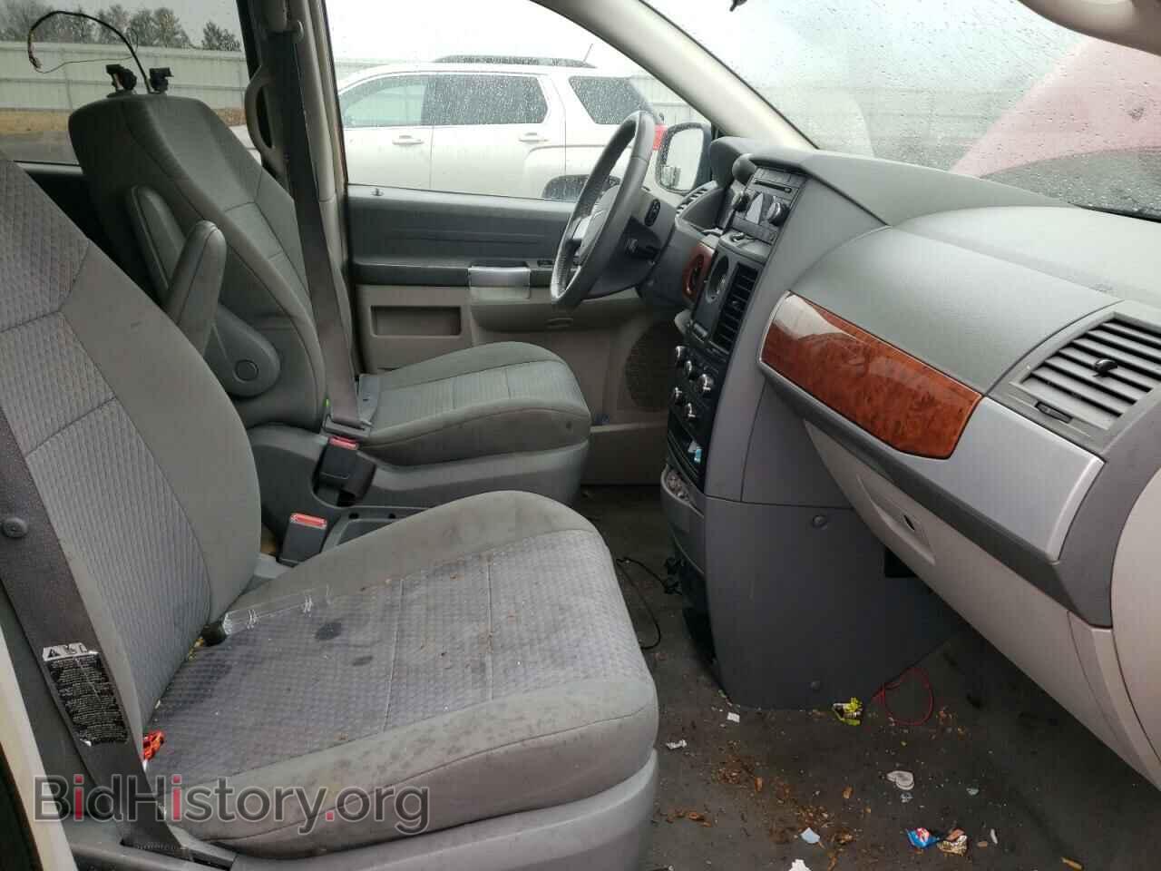 2008 CHRYSLER MINIVAN - VIN: 2A8HR54P48R694196 - Фото 5
