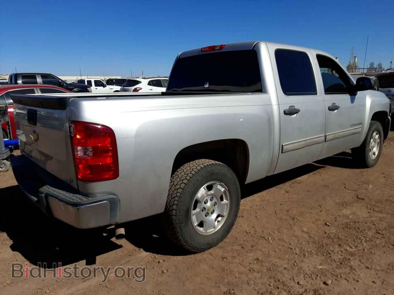 2011 CHEVROLET SILVERADO - VIN: 3GCPCSE01BG357700 - Фото 3