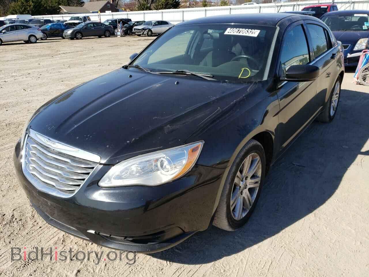 2013 CHRYSLER 200 - VIN: 1C3CCBBB3DN743358 - Фото 2