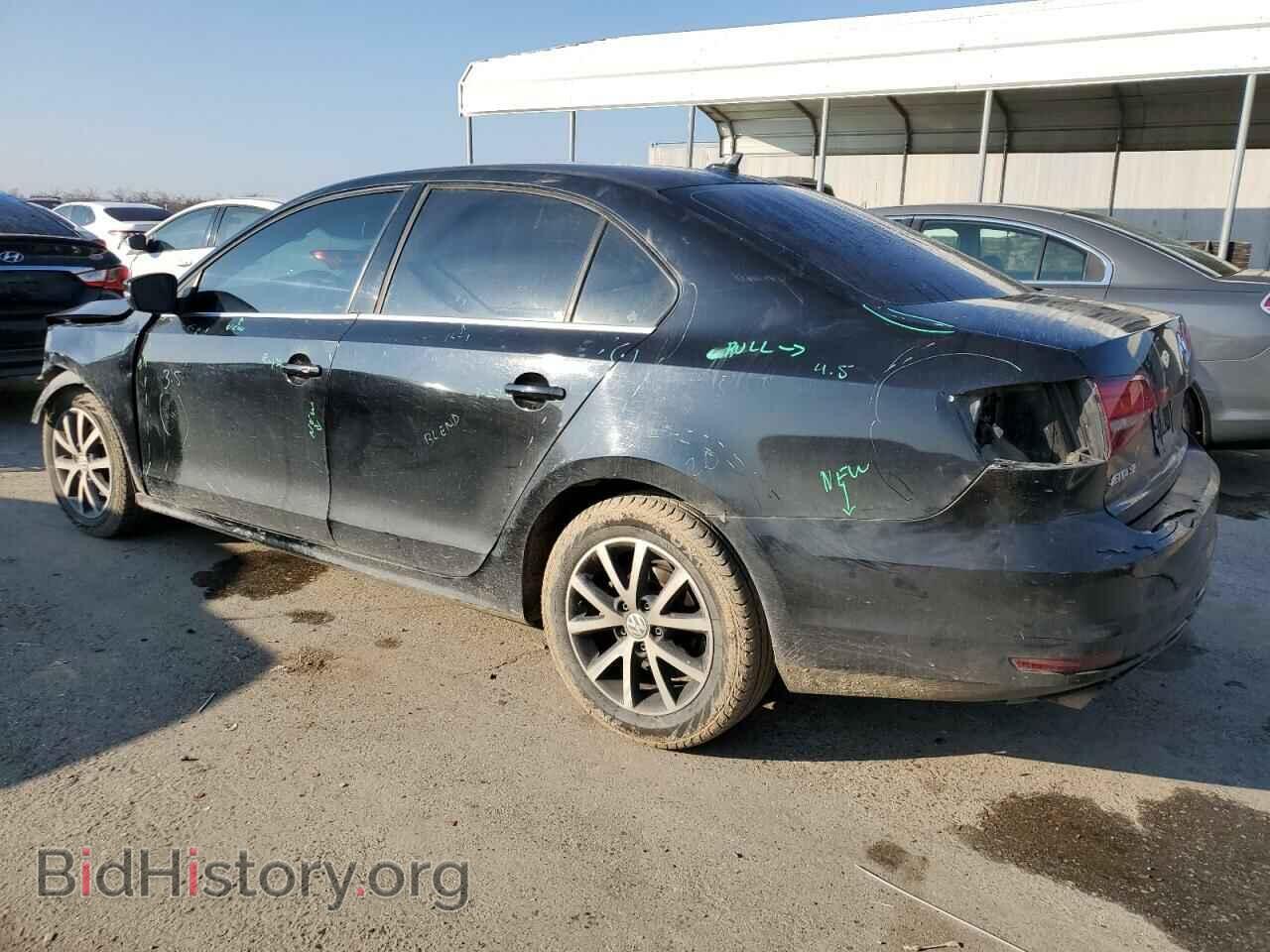 2017 VOLKSWAGEN JETTA - VIN: 3VWDB7AJ1HM340629 - Фото 2