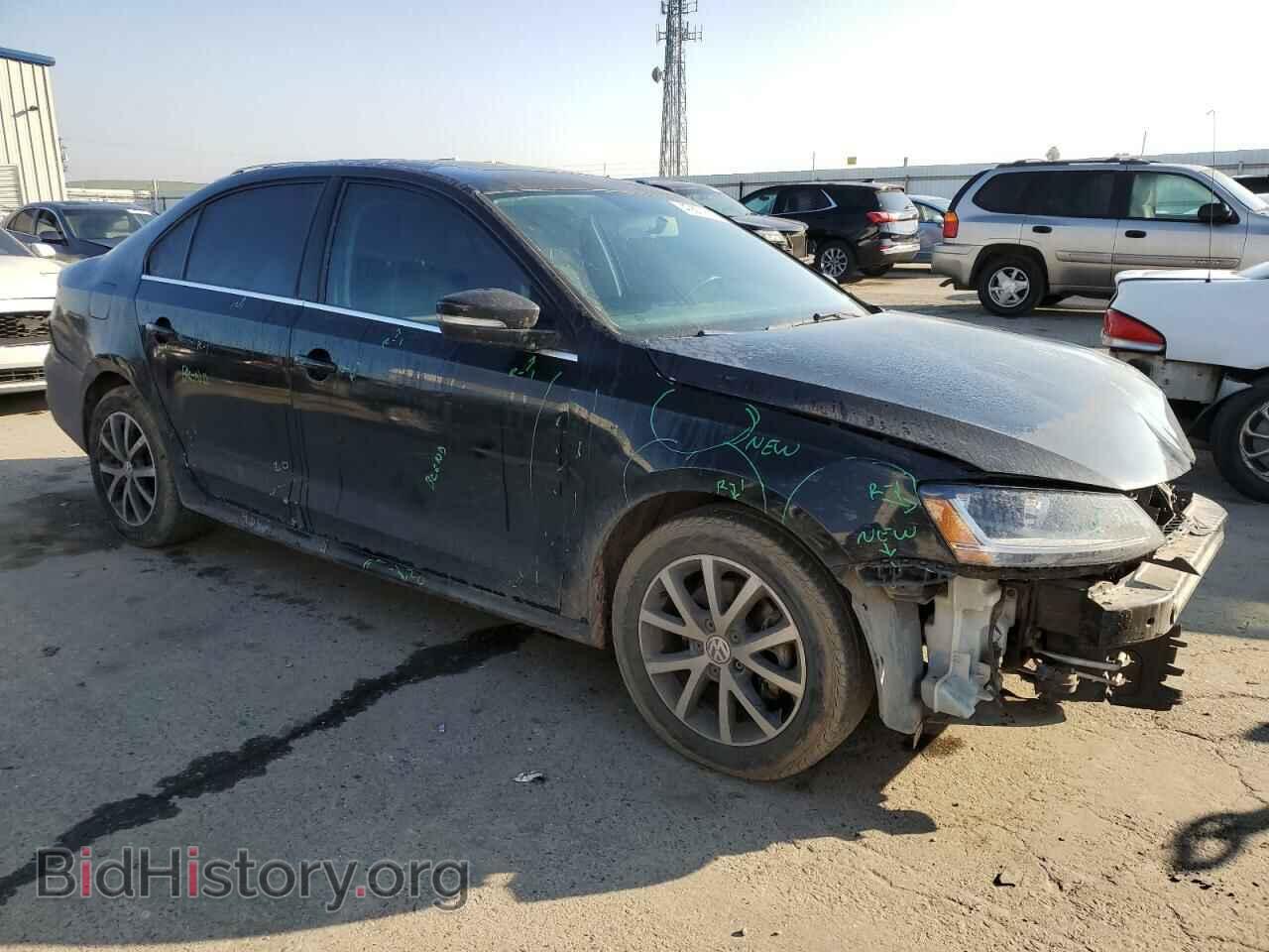 2017 VOLKSWAGEN JETTA - VIN: 3VWDB7AJ1HM340629 - Фото 4