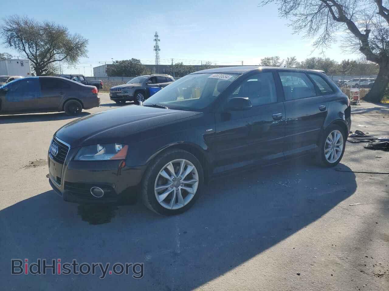 Photo WAUBFAFM7BA032655 - AUDI A3 2011