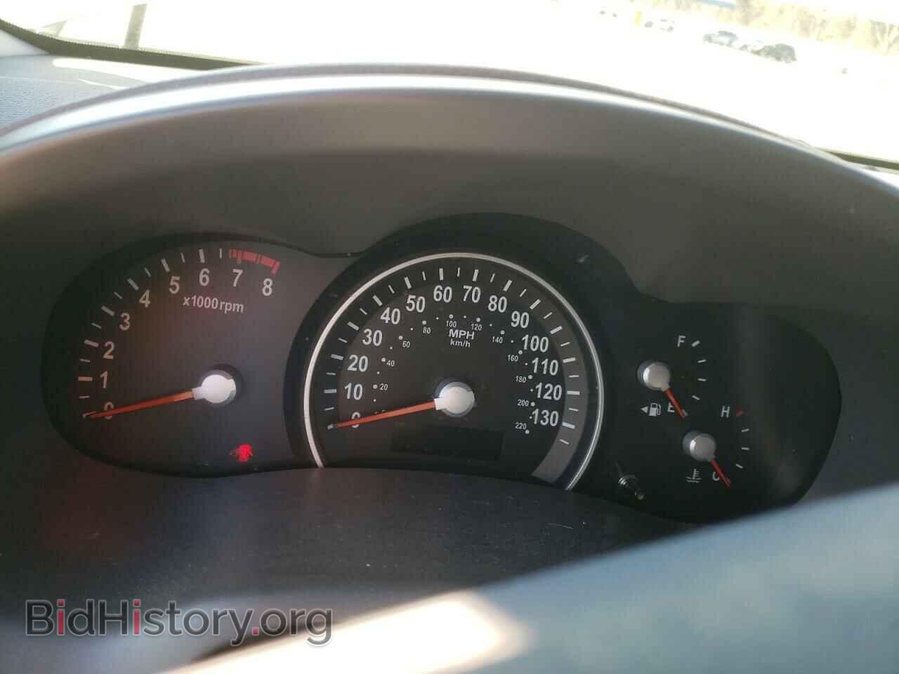 2011 KIA All Models - VIN: KNDMH4C79B6383673 - Фото 9