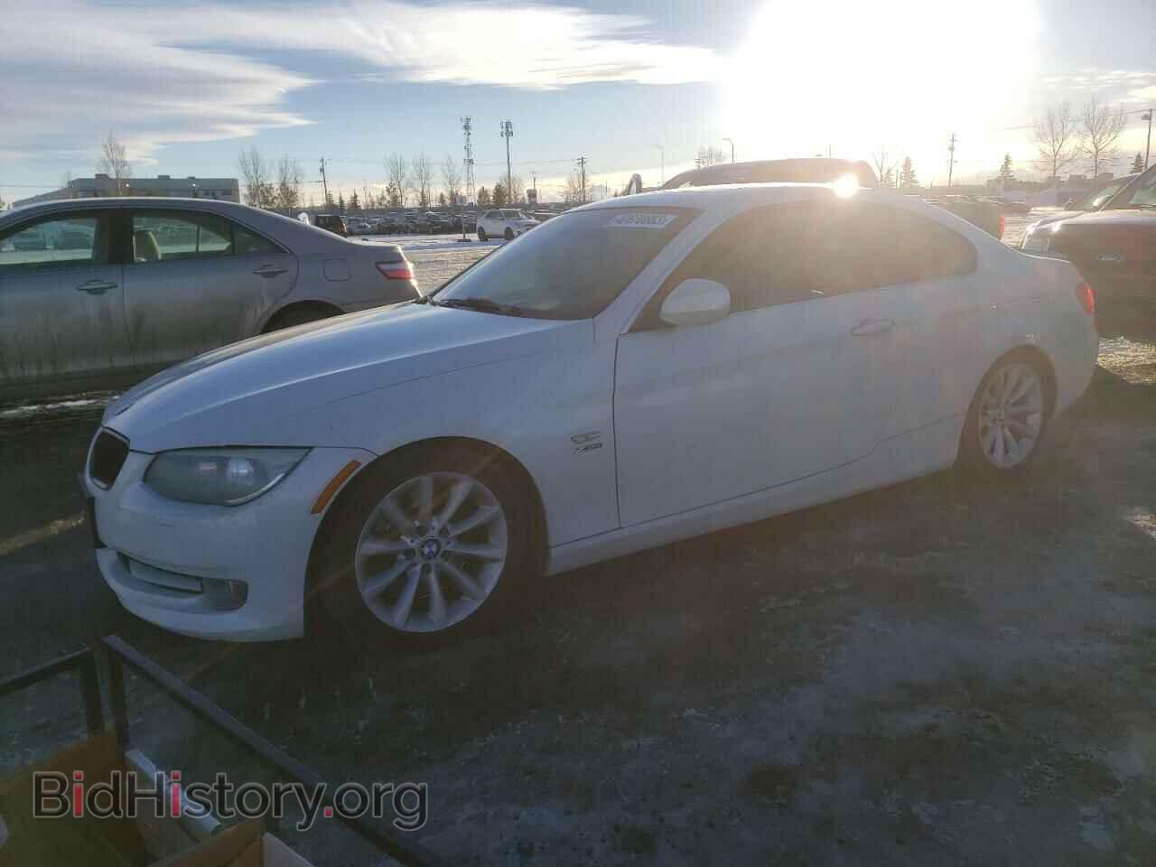 Photo WBAKF9C5XBE672041 - BMW 3 SERIES 2011