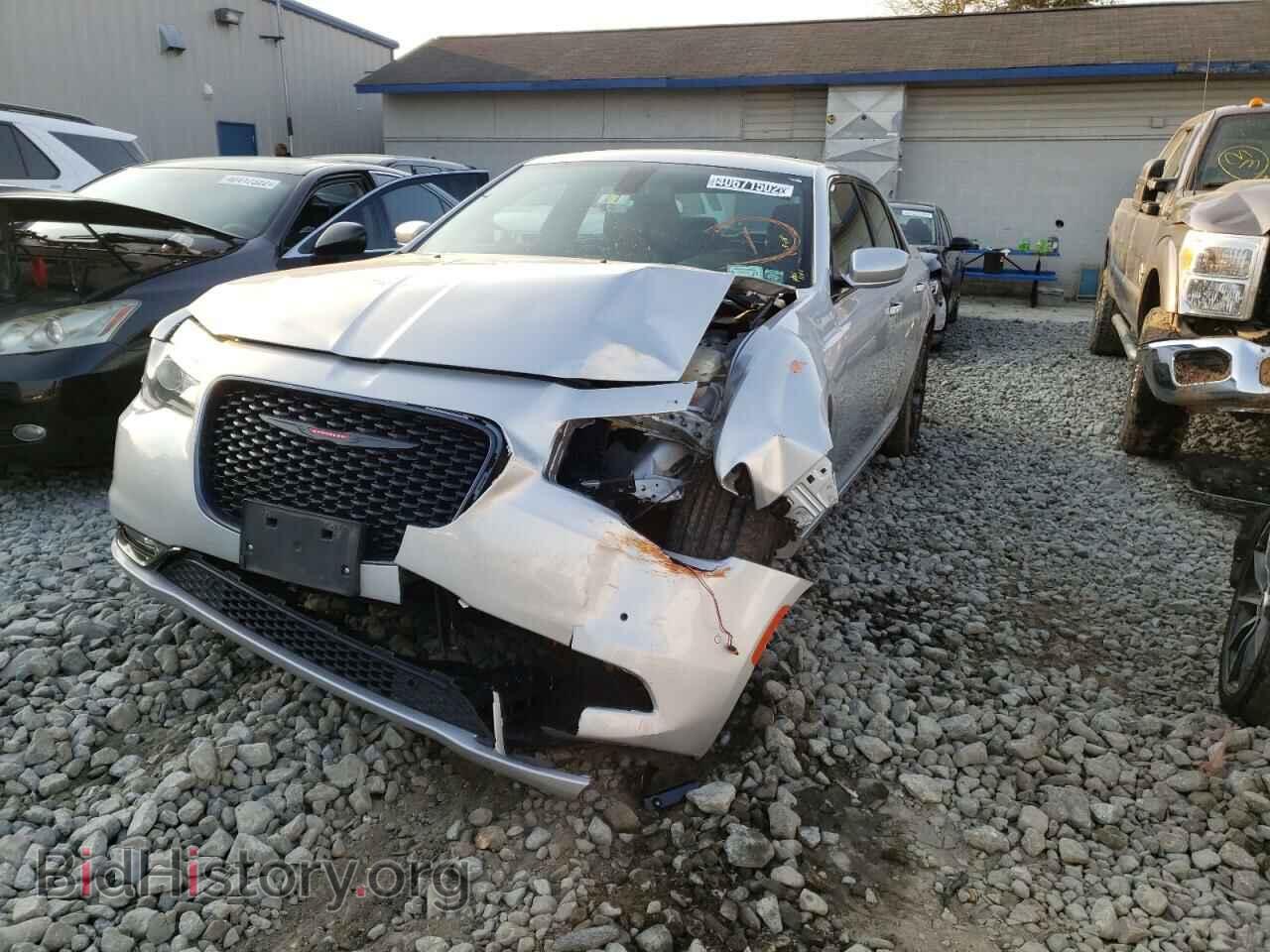 2021 CHRYSLER 300 - VIN: 2C3CCABG2MH545577 - Фото 2