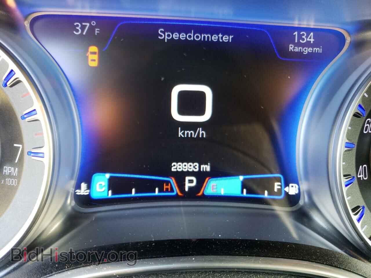 2021 CHRYSLER 300 - VIN: 2C3CCABG2MH545577 - Фото 8