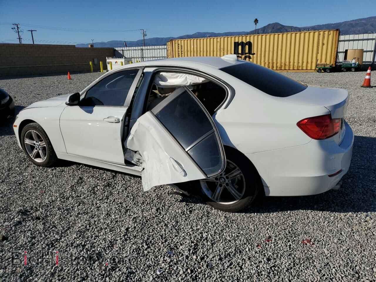 2012 BMW 3 SERIES - VIN: WBA3A5C52CF340442 - Фото 2