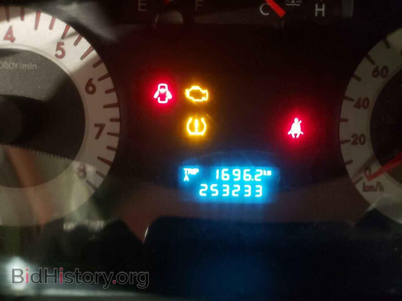 2009 MAZDA TRIBUTE - VIN: 4F2CZ02769KM08131 - Фото 8